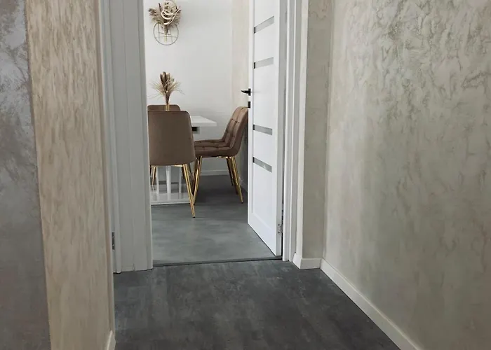 Ivory Luxe Брашов