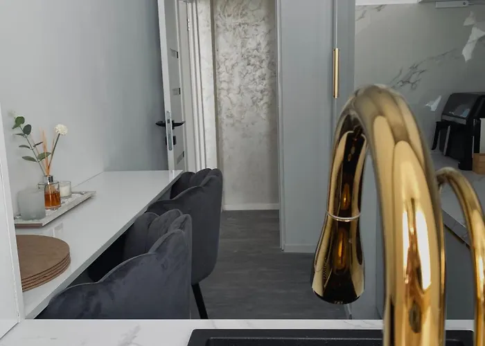 Ivory Luxe Апартаменты Брашов