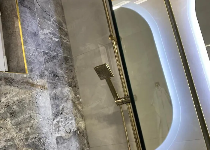 Ivory Luxe Appartement Braşov